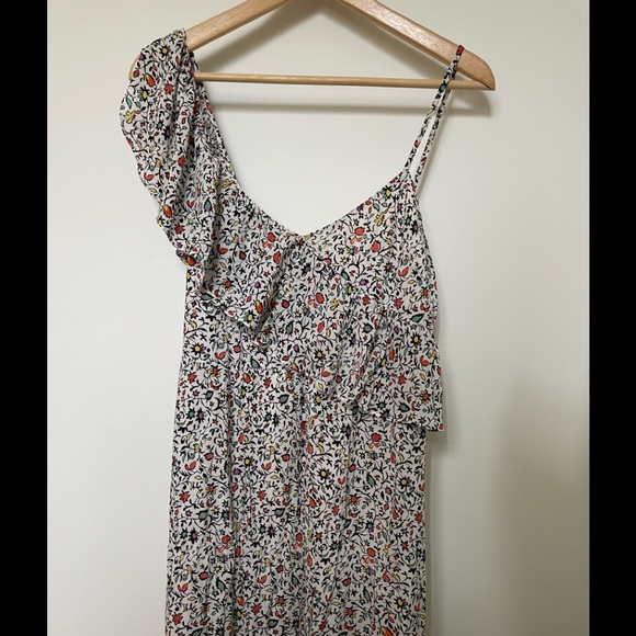 Club Monaco Yohara Floral Tiered Dress - Picture 3 of 12